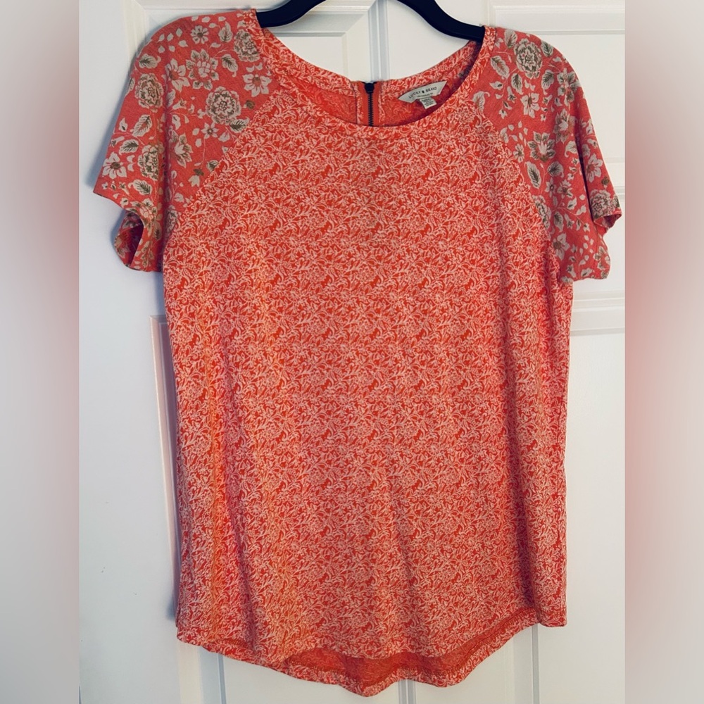 Lucky Brand Coral Short-Sleeve Floral Accent Top